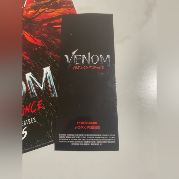Venom autograph with poster - Picture 5 of 6